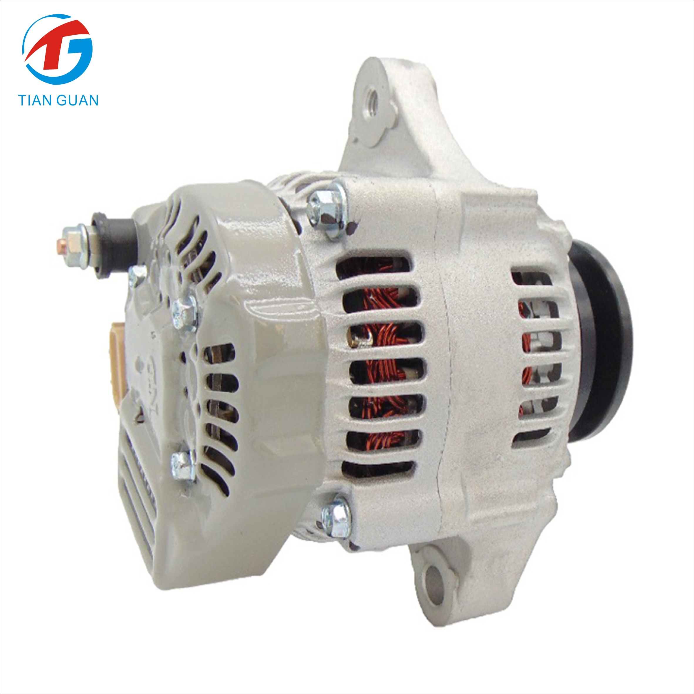Alternateur Pour Chargeuse Compacte Kubota SVL65-2, SVL75, SVL75-2 - Réf. 1J755-64013 / 64012 - Neuf