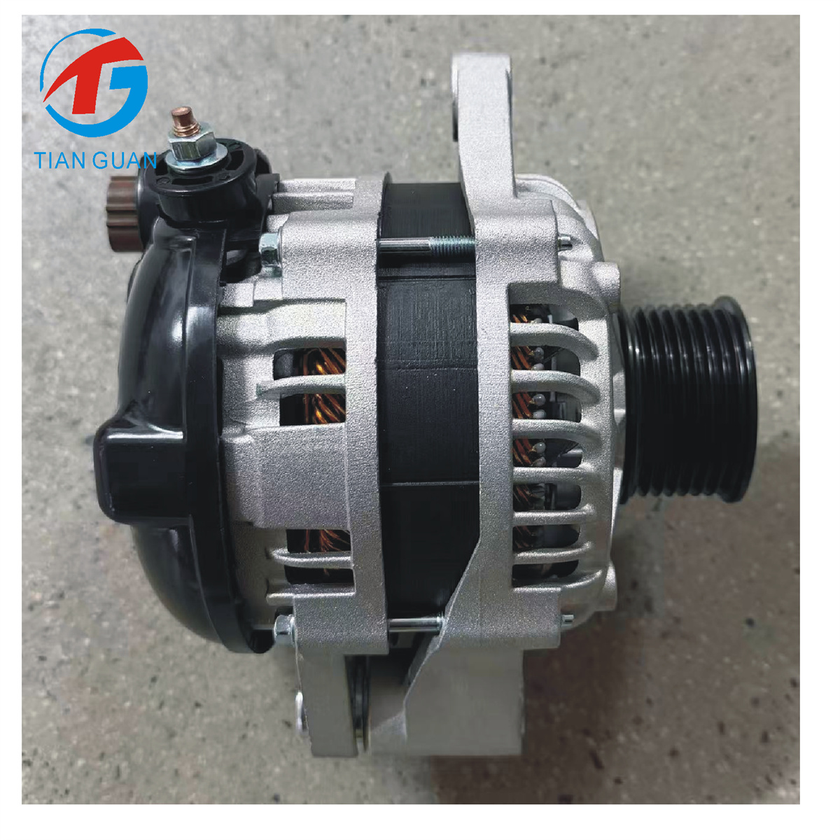 12V 110A Alternator 27060-UM010 104210-9970 for Toyota Forklift 1KD Diesel Engine