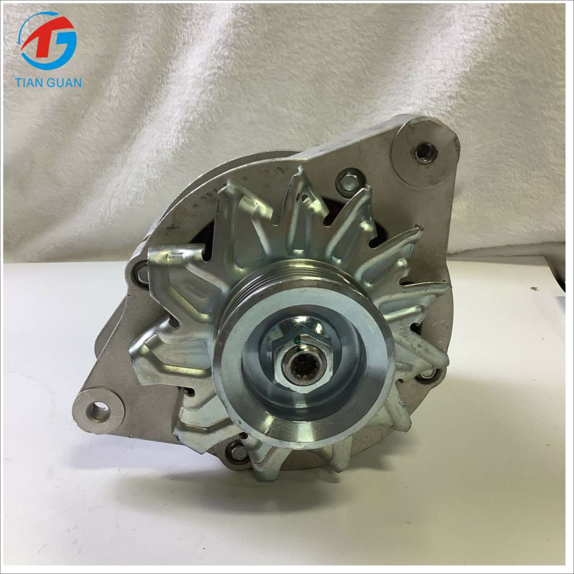Bobcats new model alternator  11.204.629   11.204.986   AAK4653   AAK4917   IA1616(图3)